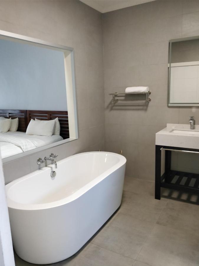 Lake Kariba Inns Siavonga Kültér fotó
