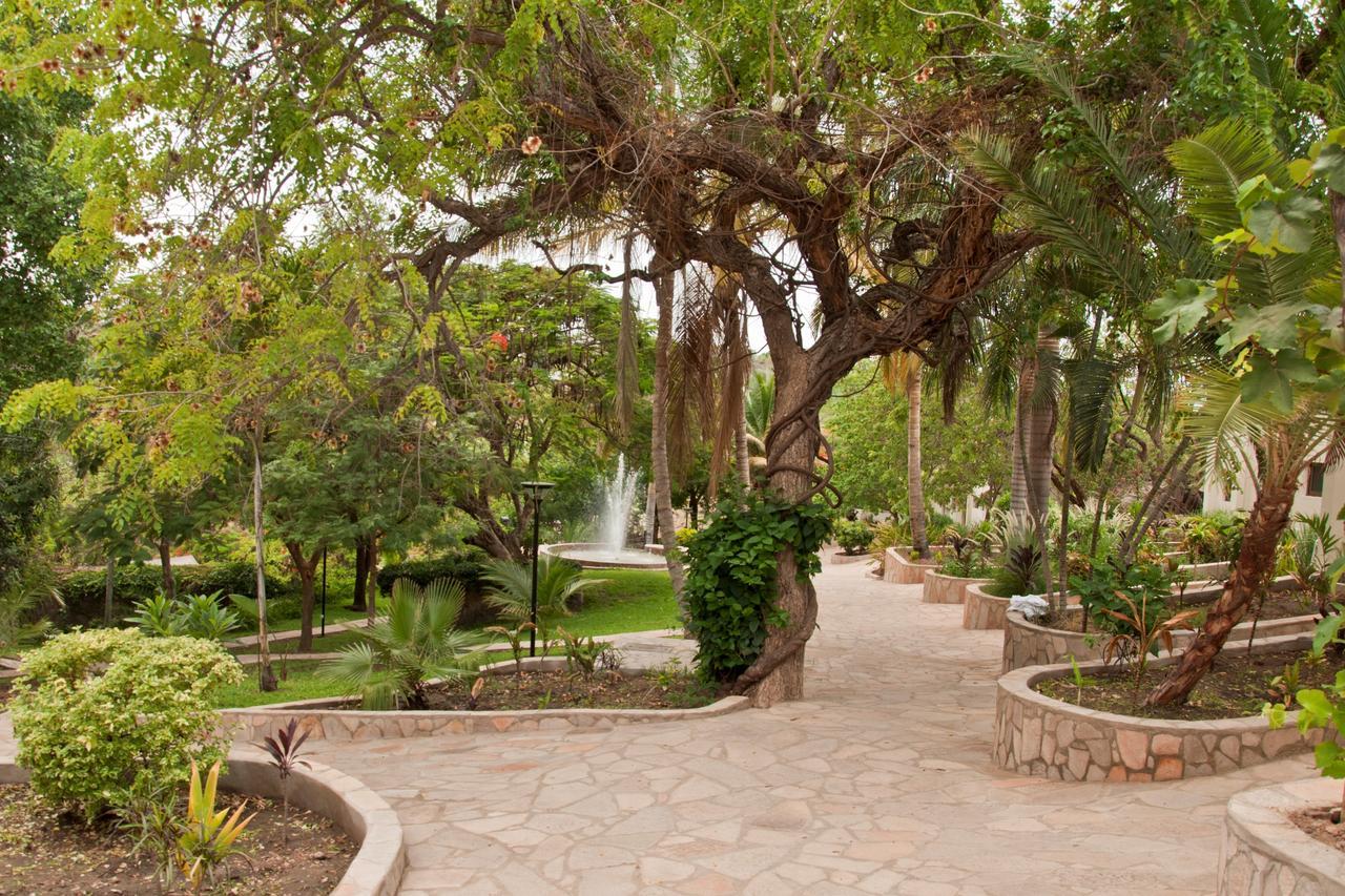 Lake Kariba Inns Siavonga Kültér fotó