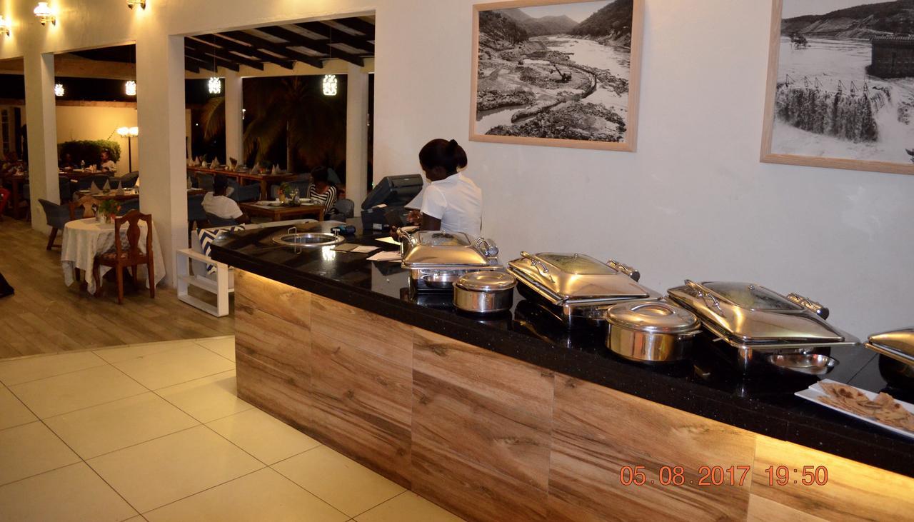 Lake Kariba Inns Siavonga Kültér fotó