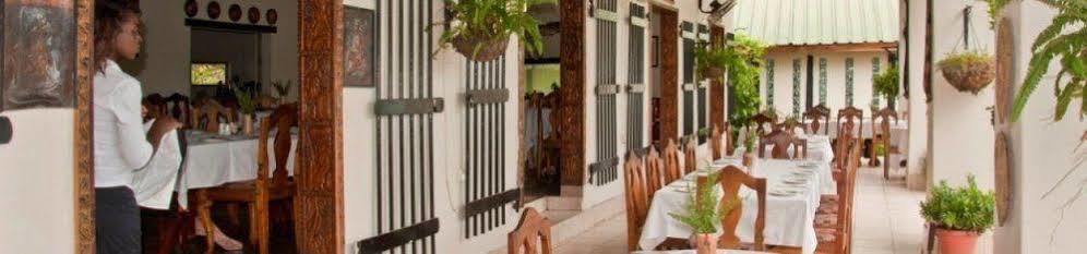 Lake Kariba Inns Siavonga Kültér fotó